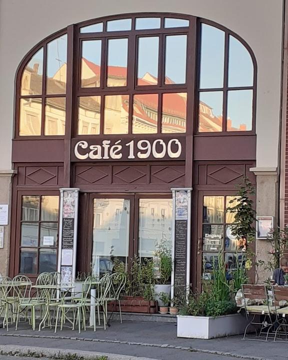 Cafe 1900